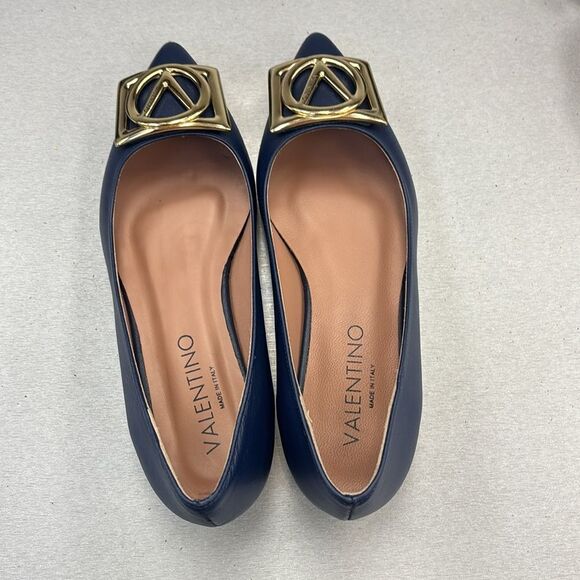 Valentino Flats  - Picture 2 of 5